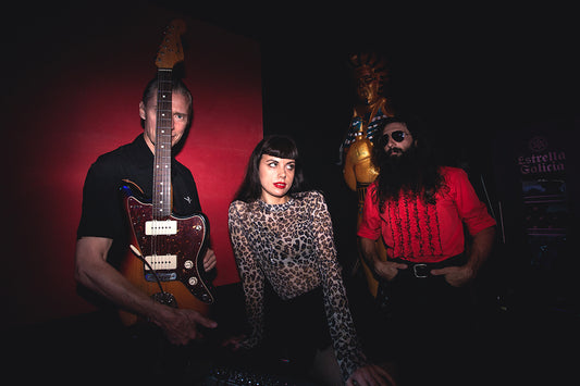 Messer Chups Announce USA Dates with Agent Orange