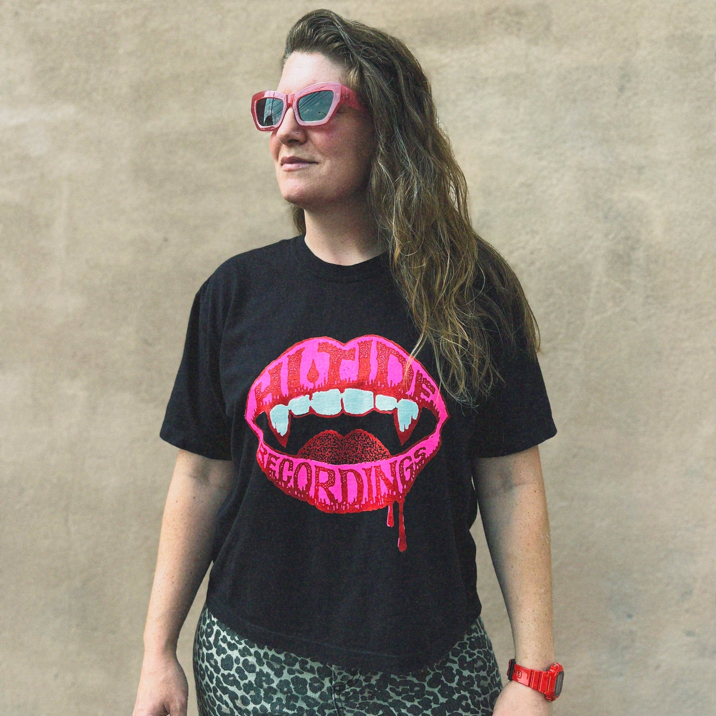 Hi-Tide Recordings "Love Bites" T PRE-ORDER